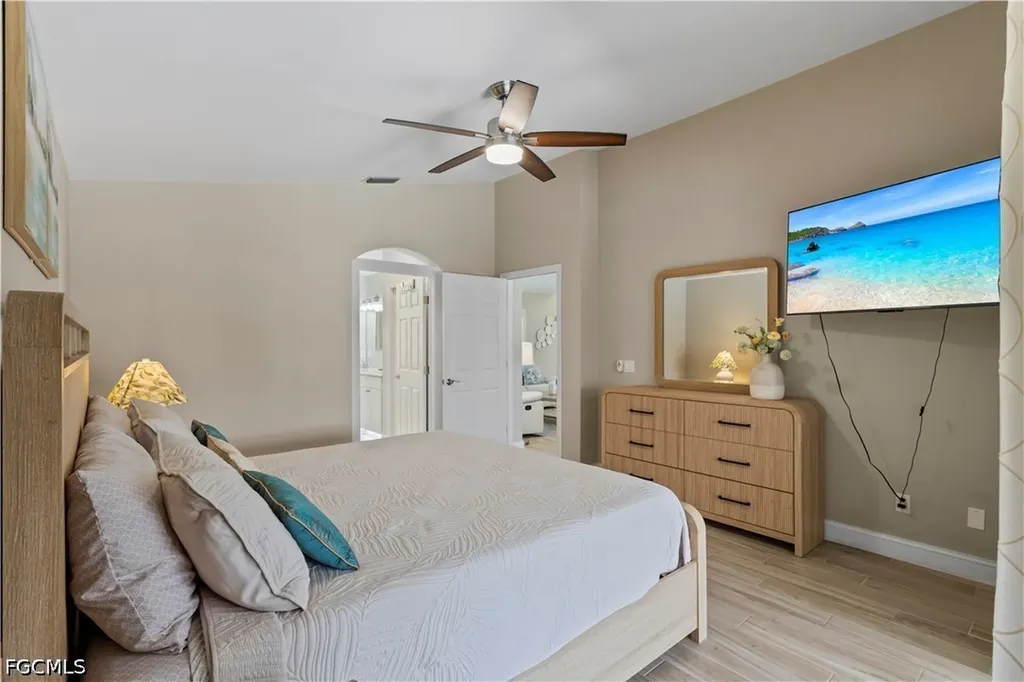 2546 SW 30th Street Cape Coral FL 33914