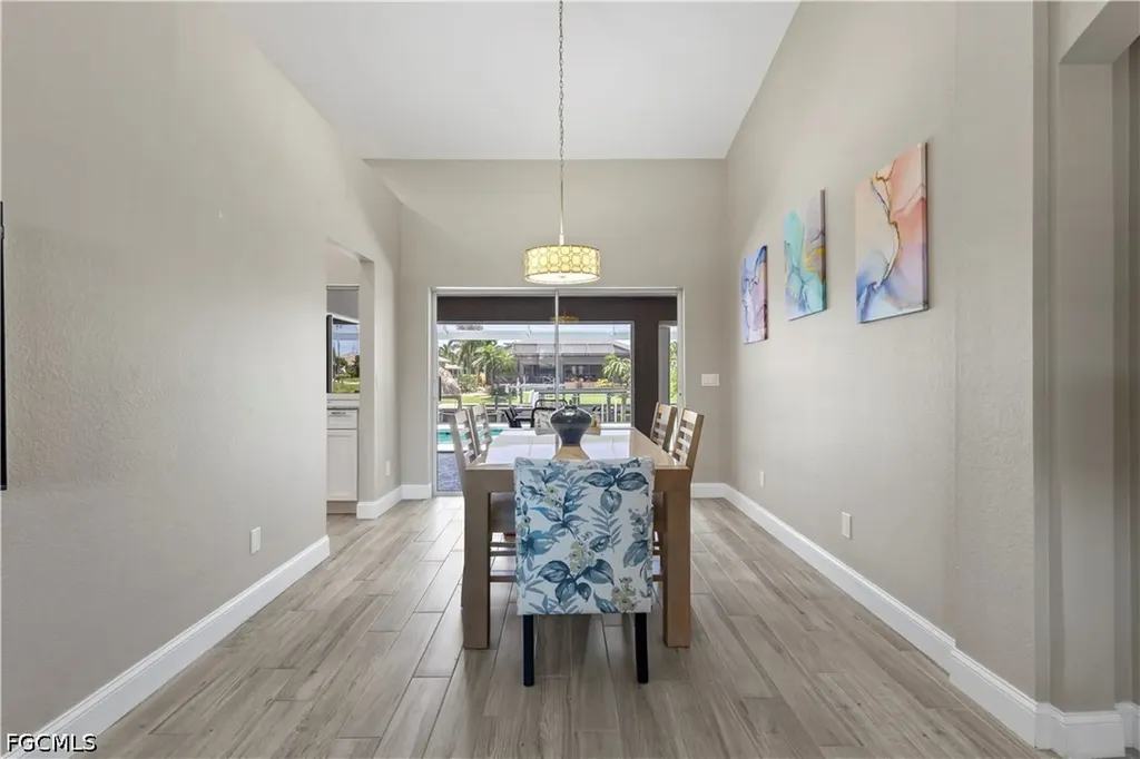 2546 SW 30th Street Cape Coral FL 33914