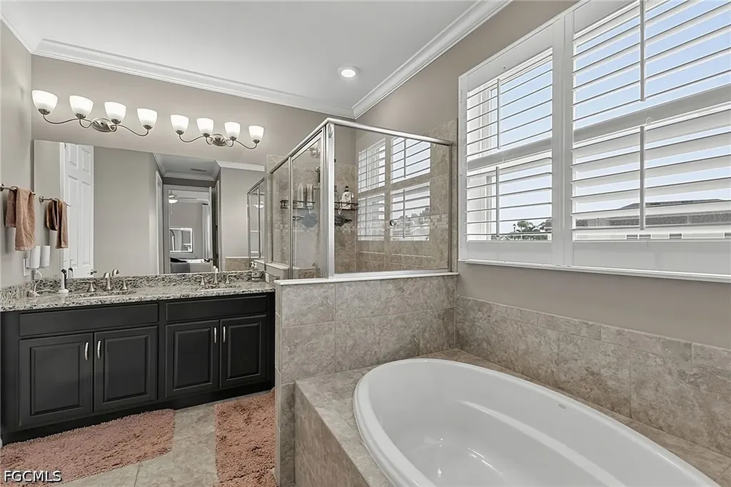 3391 Acapulco Circle Cape Coral FL 33909
