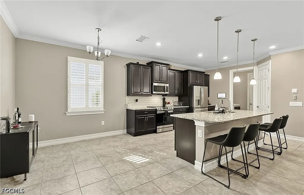 3391 Acapulco Circle Cape Coral FL 33909
