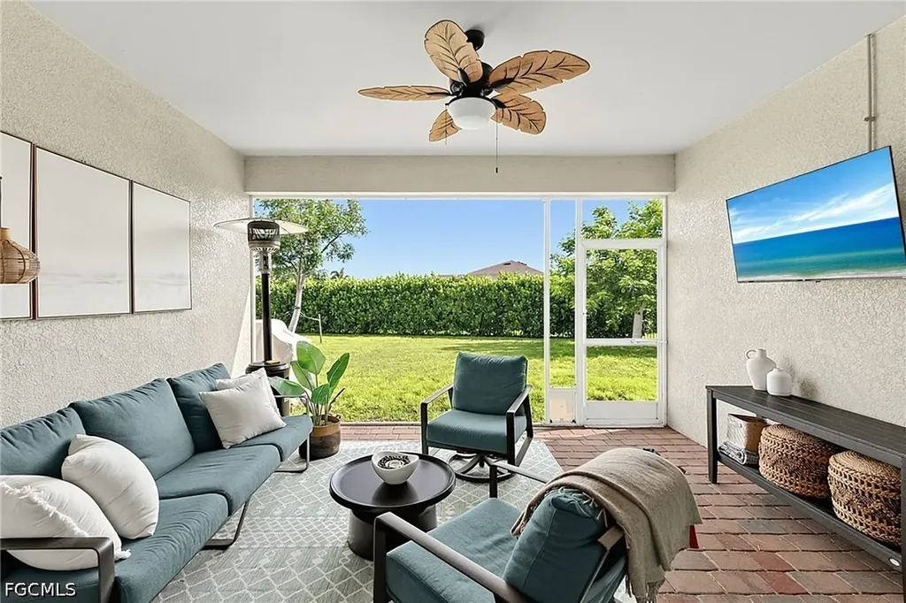 3391 Acapulco Circle Cape Coral FL 33909