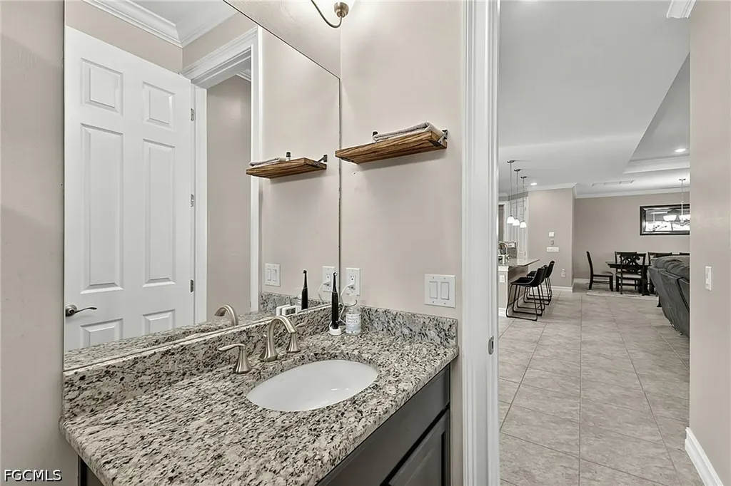 3391 Acapulco Circle Cape Coral FL 33909