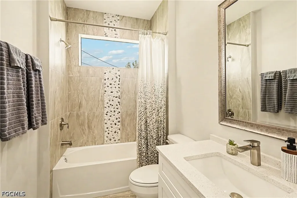 2019 SW 28th Lane Cape Coral FL 33914