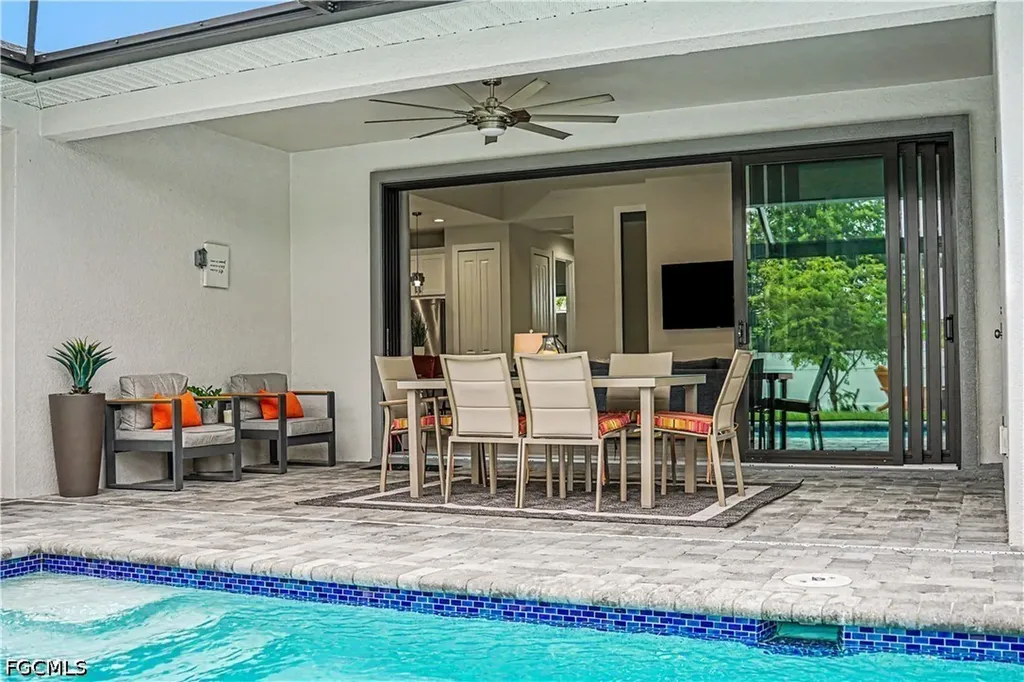 2019 SW 28th Lane Cape Coral FL 33914