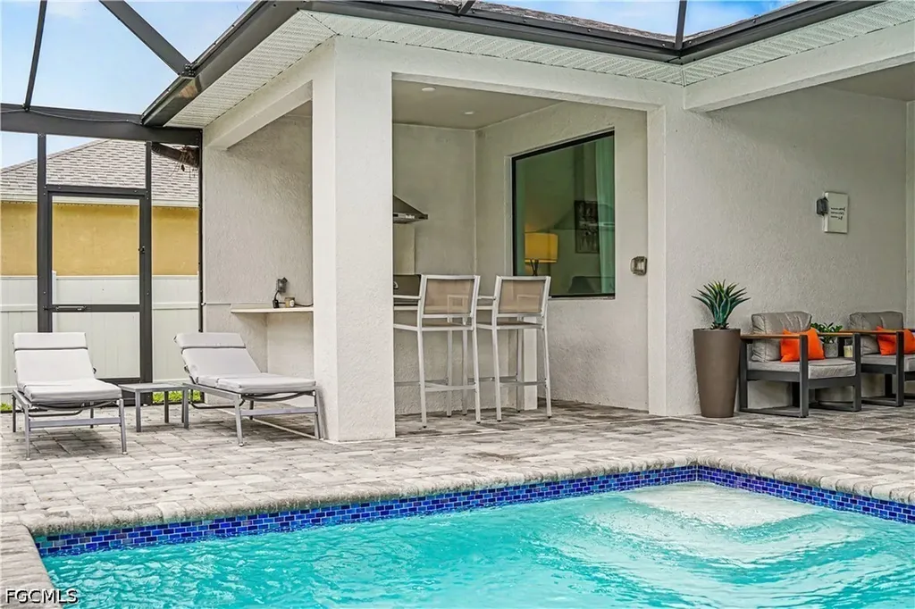 2019 SW 28th Lane Cape Coral FL 33914