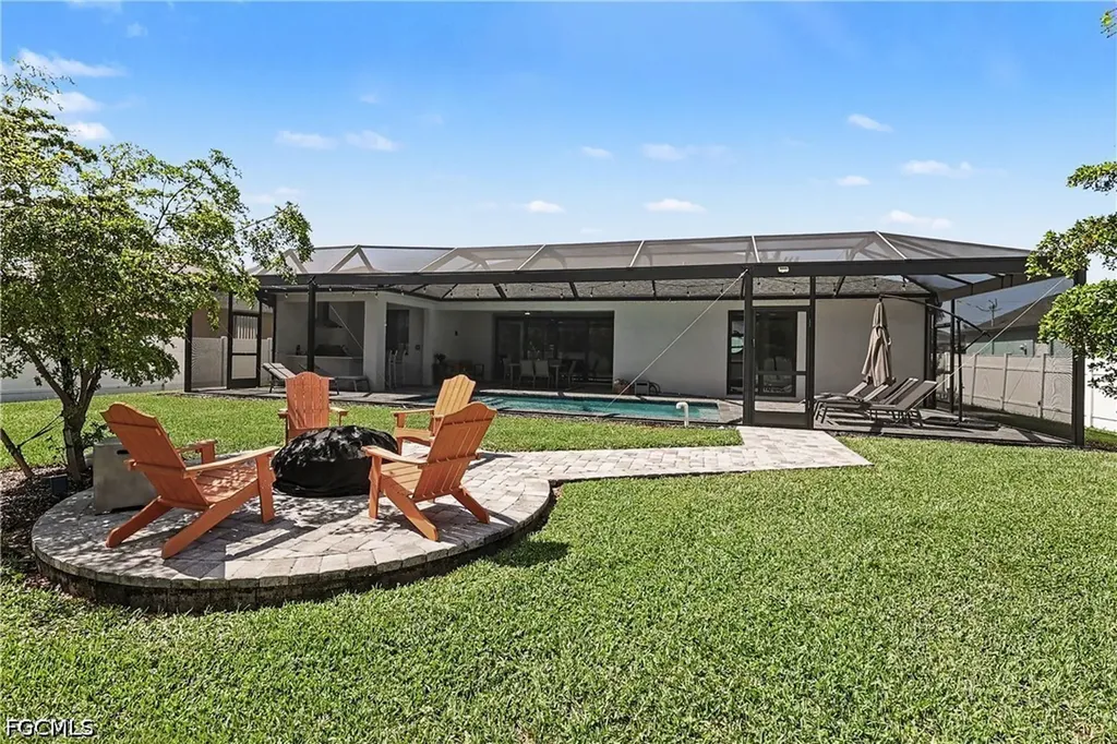 2019 SW 28th Lane Cape Coral FL 33914