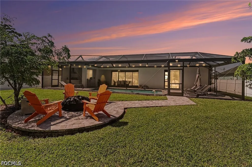 2019 SW 28th Lane Cape Coral FL 33914