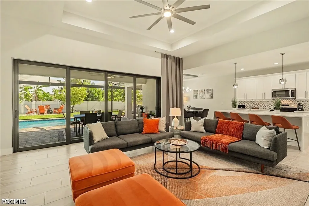 2019 SW 28th Lane Cape Coral FL 33914