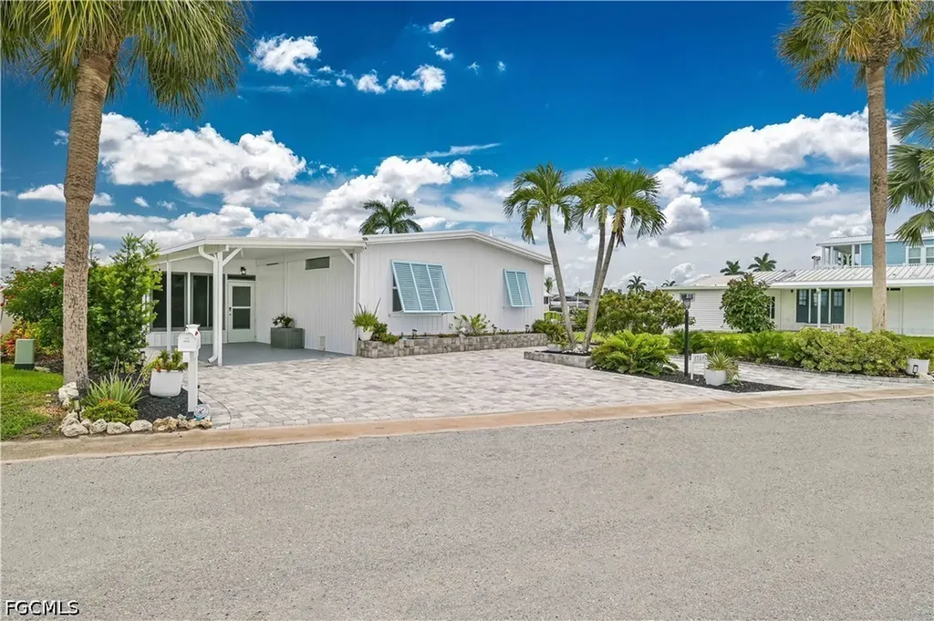 17591 Bryan Court Fort Myers Beach FL 33931