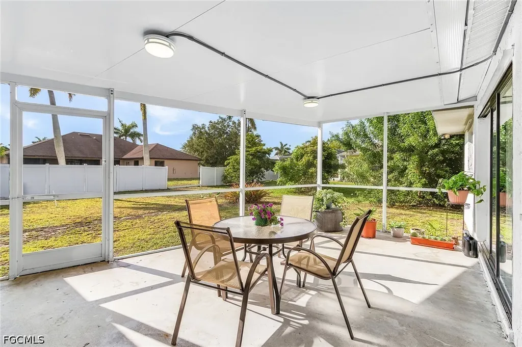 4321 SW 19th Avenue Cape Coral FL 33914