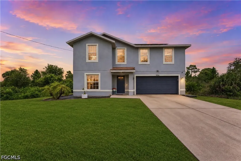 904 8th Avenue Lehigh Acres FL 33972