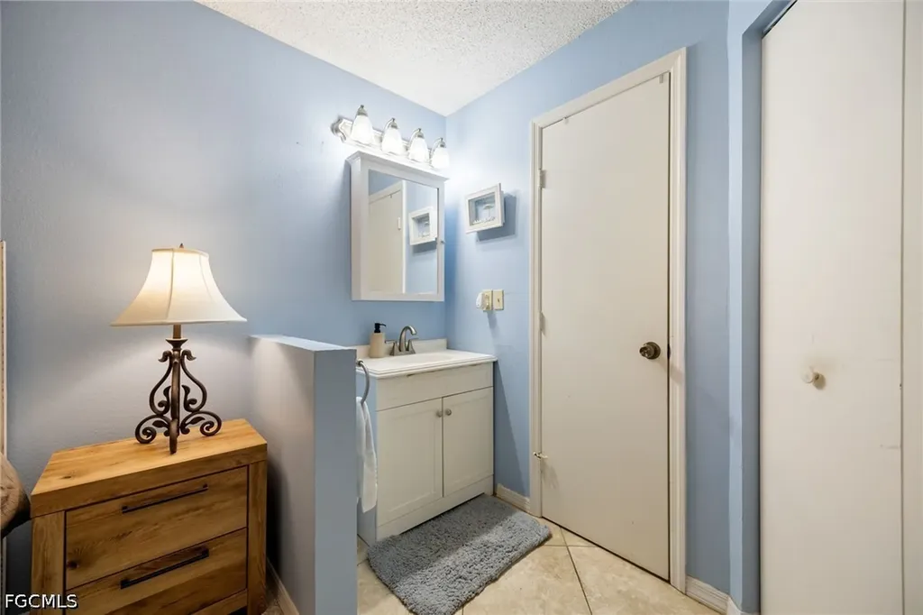 12591 Equestrian Circle Fort Myers FL 33907