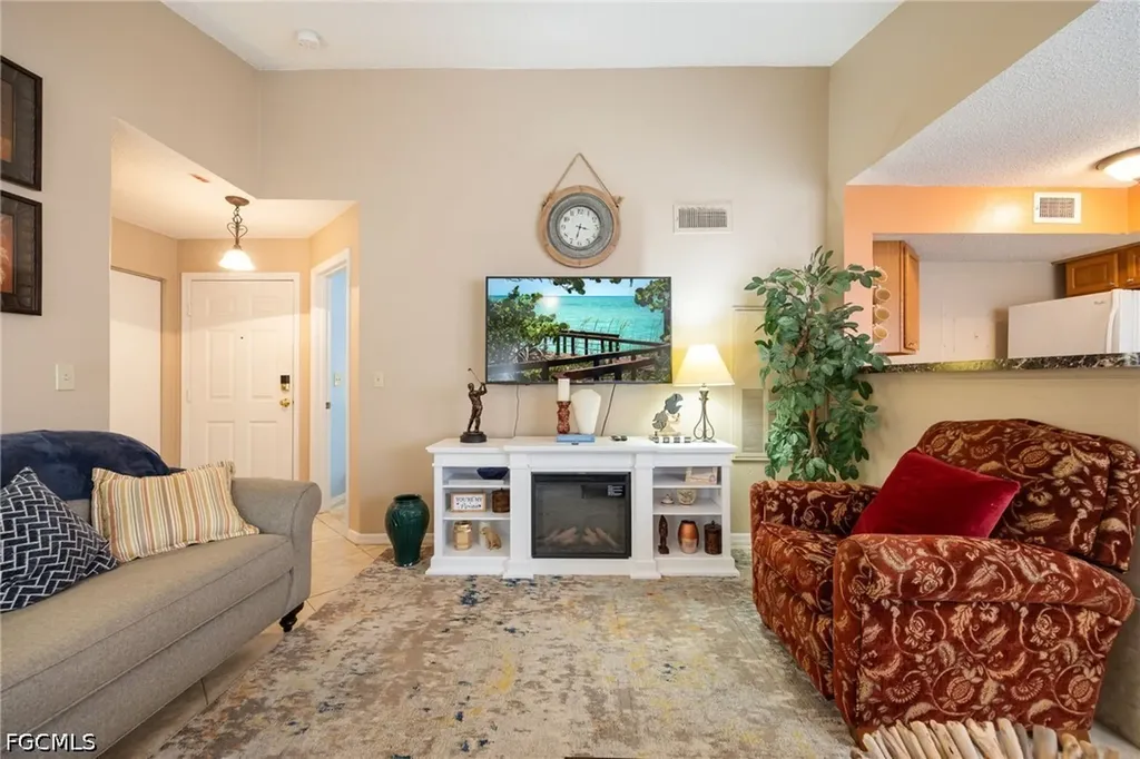 12591 Equestrian Circle Fort Myers FL 33907