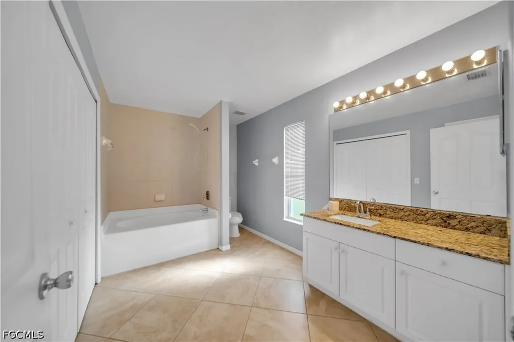 2321 Kismet Parkway E Cape Coral FL 33909