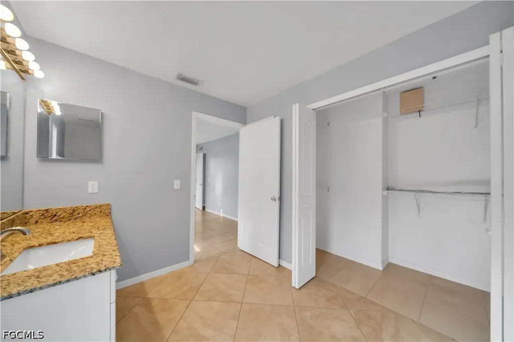2321 Kismet Parkway E Cape Coral FL 33909