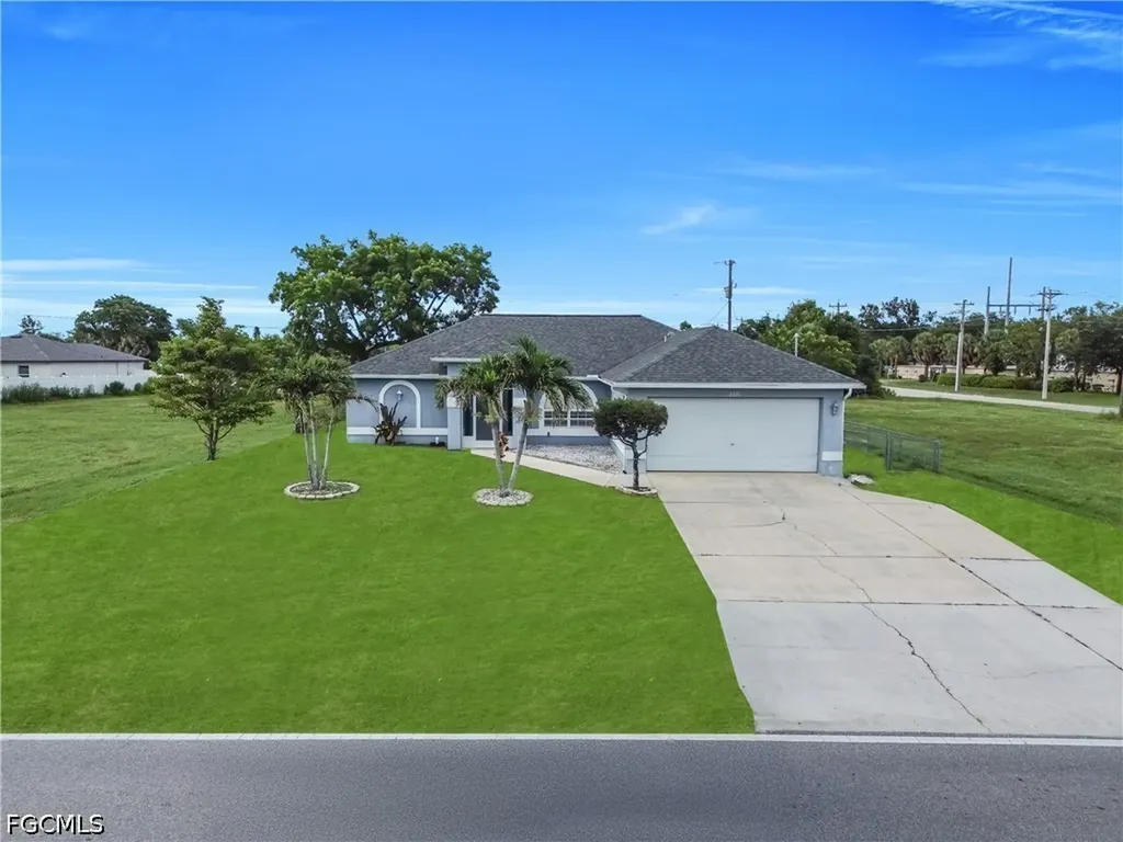 2321 Kismet Parkway E Cape Coral FL 33909