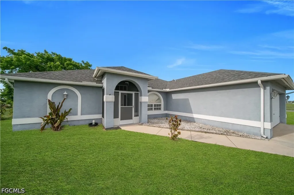 2321 Kismet Parkway E Cape Coral FL 33909