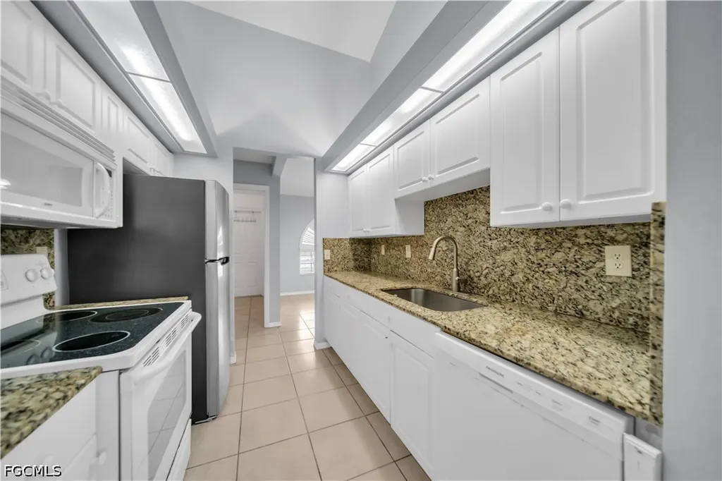2321 Kismet Parkway E Cape Coral FL 33909