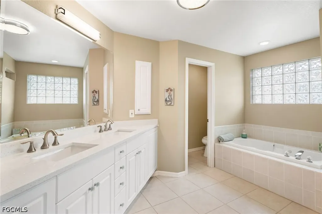 2535 SW 28th Avenue Cape Coral FL 33914
