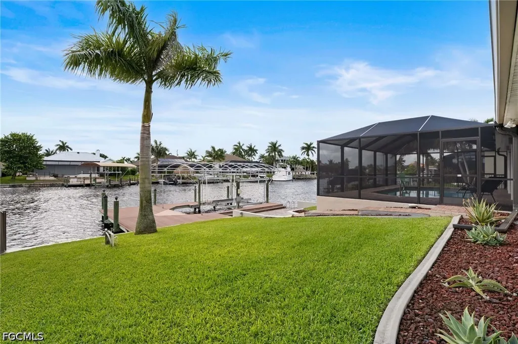 2535 SW 28th Avenue Cape Coral FL 33914