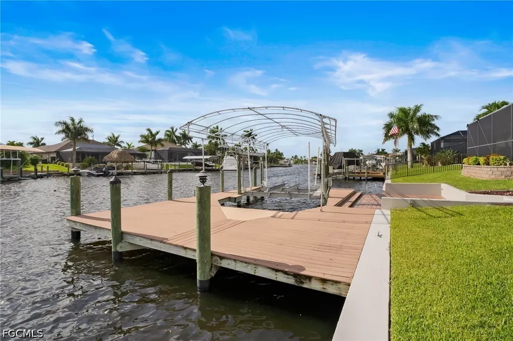 2535 SW 28th Avenue Cape Coral FL 33914