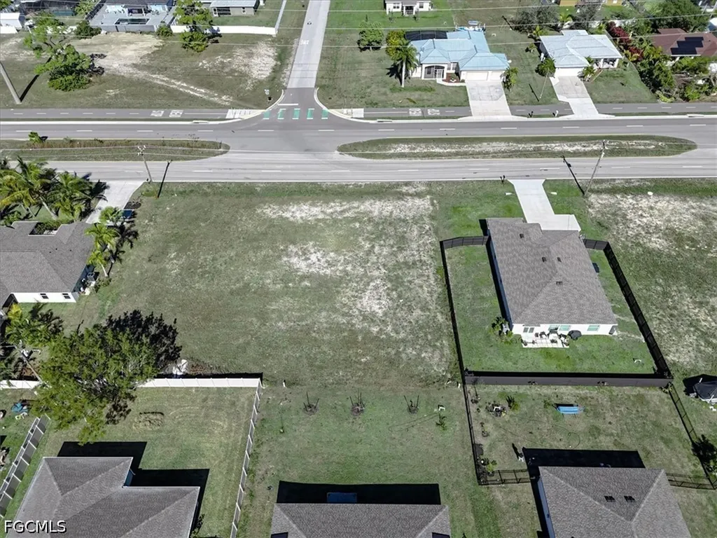 2002 Kismet Parkway W Cape Coral FL 33993