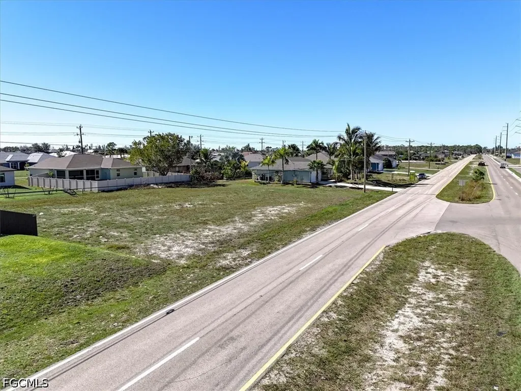 2002 Kismet Parkway W Cape Coral FL 33993