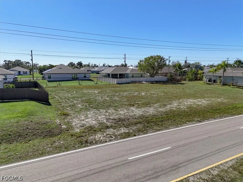 2002 Kismet Parkway W Cape Coral FL 33993