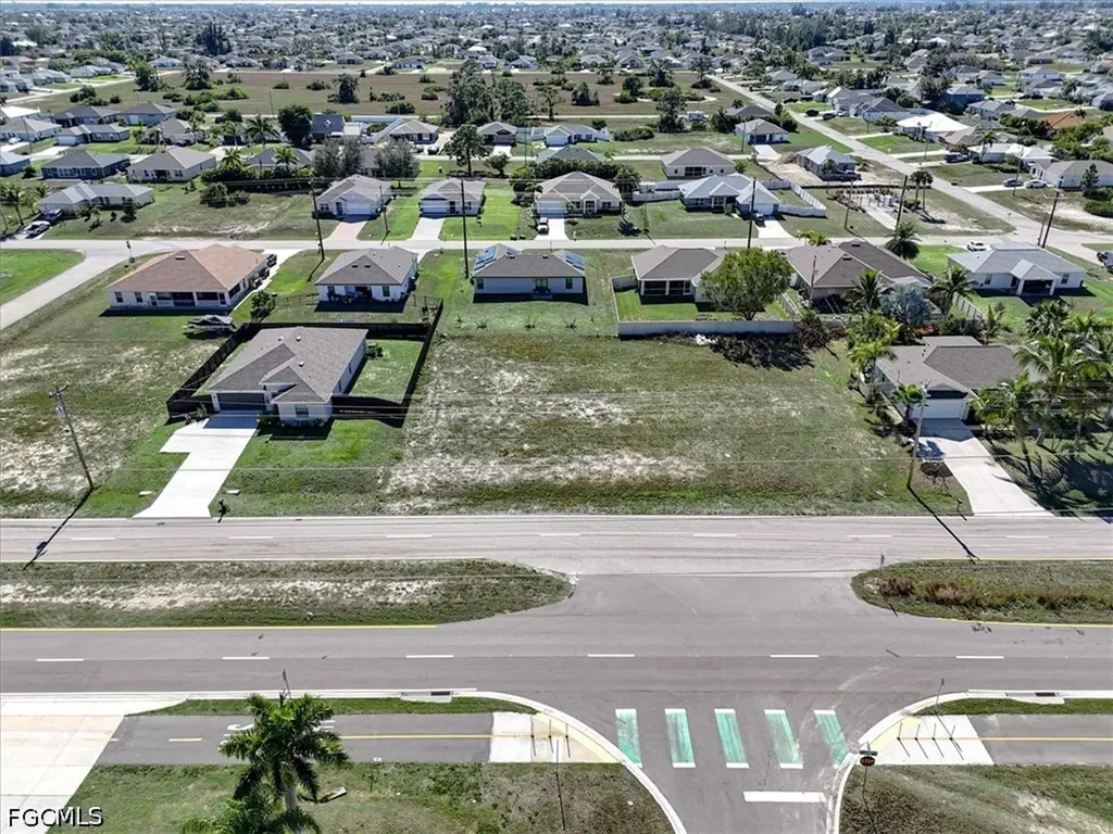 2002 Kismet Parkway W Cape Coral FL 33993