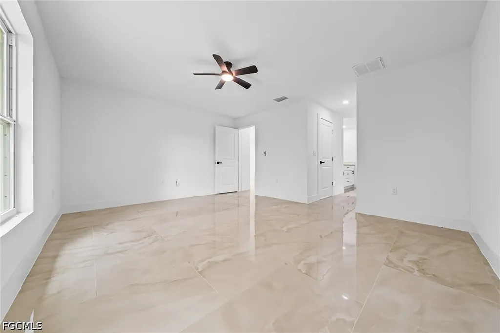 4405 E 11th Street Lehigh Acres FL 33972