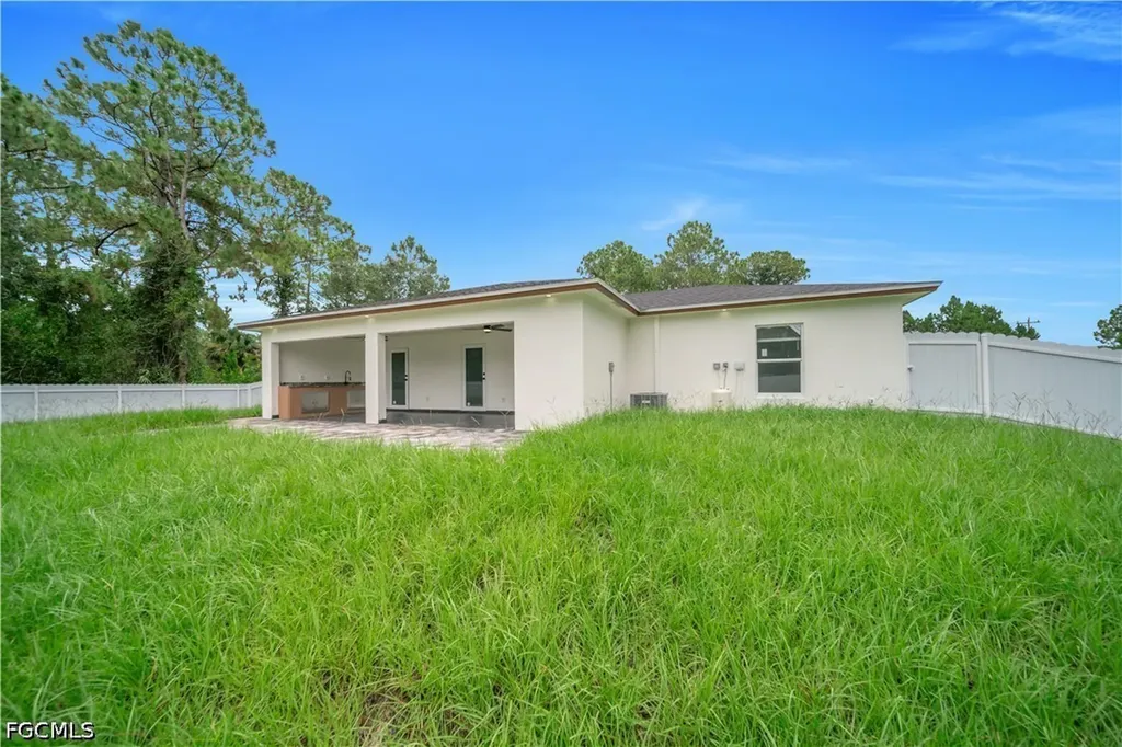 174 Blakely Avenue S Lehigh Acres FL 33974