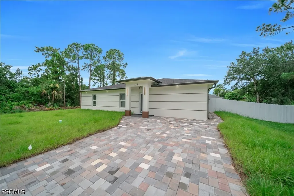 174 Blakely Avenue S Lehigh Acres FL 33974