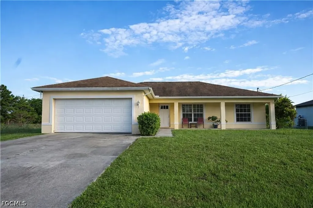 2516 13th Street SW Lehigh Acres FL 33976