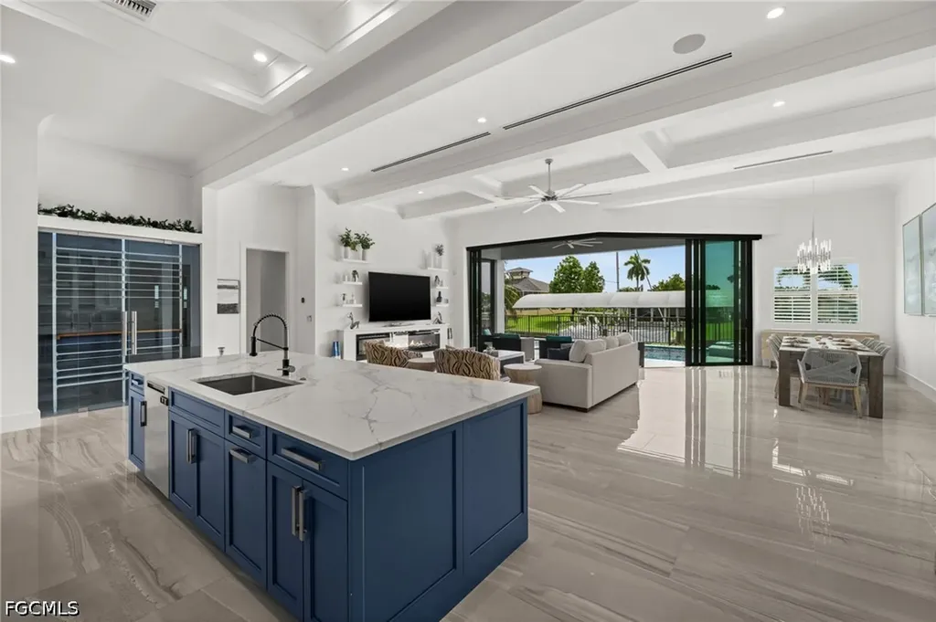 5305 Bayshore Avenue Cape Coral FL 33904