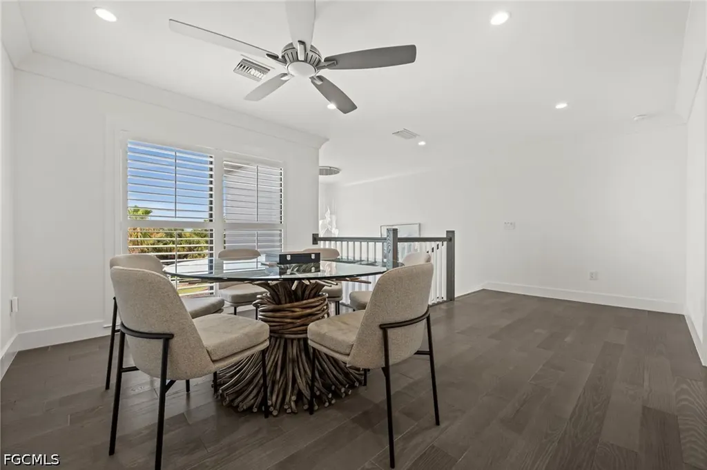 5305 Bayshore Avenue Cape Coral FL 33904