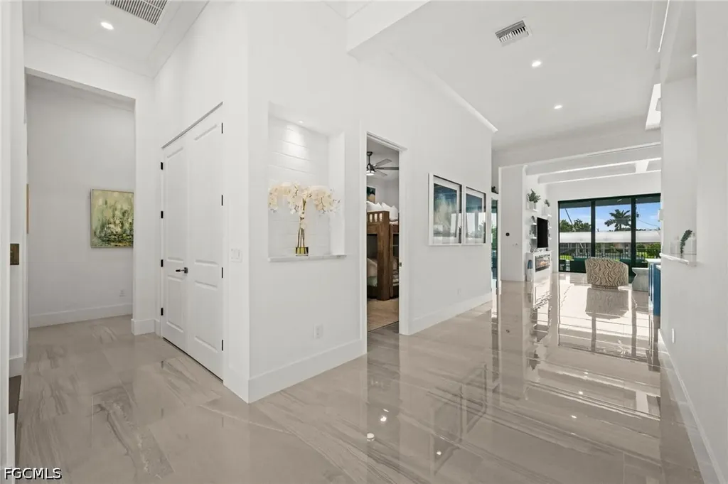 5305 Bayshore Avenue Cape Coral FL 33904
