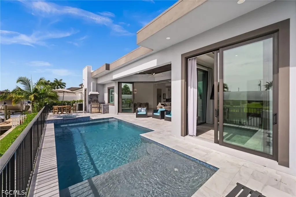 5305 Bayshore Avenue Cape Coral FL 33904