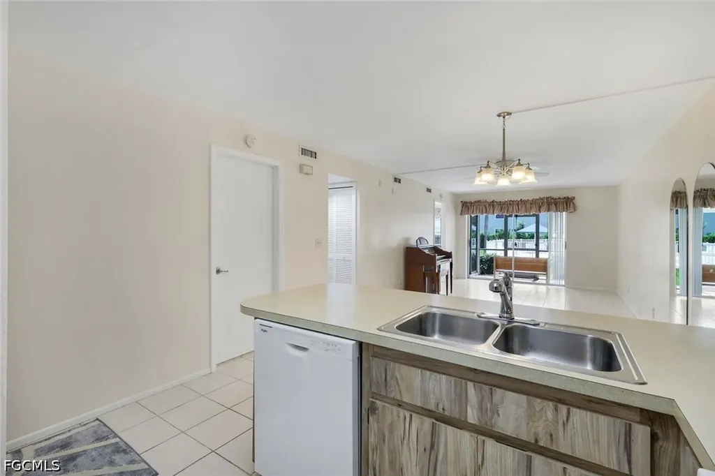 1100 Pondella Road Cape Coral FL 33909