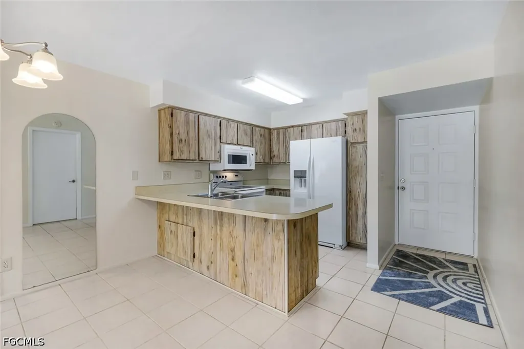 1100 Pondella Road Cape Coral FL 33909