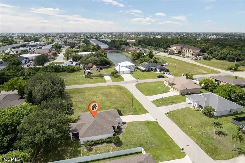 459 NE 3rd Avenue Cape Coral FL 33909
