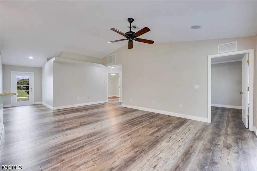 459 NE 3rd Avenue Cape Coral FL 33909