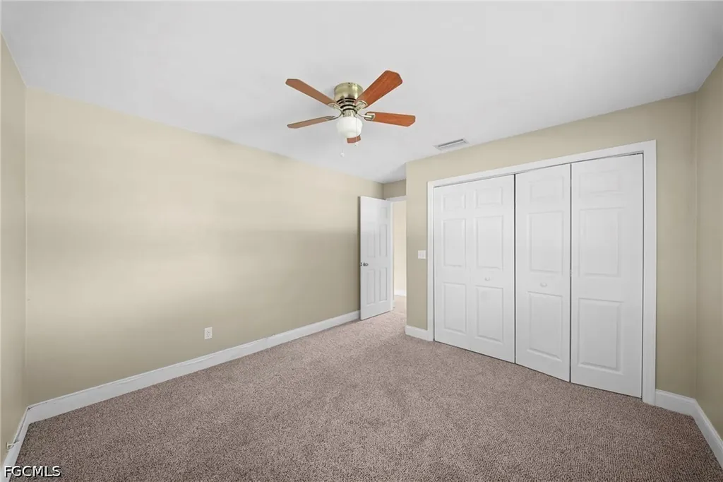 13802 2nd Street Fort Myers FL 33905
