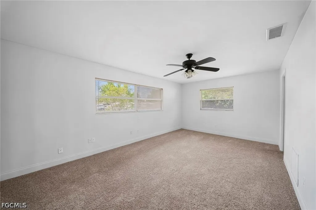 13802 2nd Street Fort Myers FL 33905