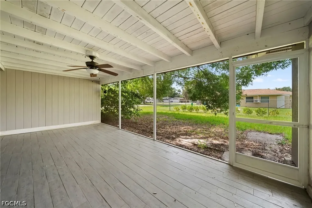 13802 2nd Street Fort Myers FL 33905