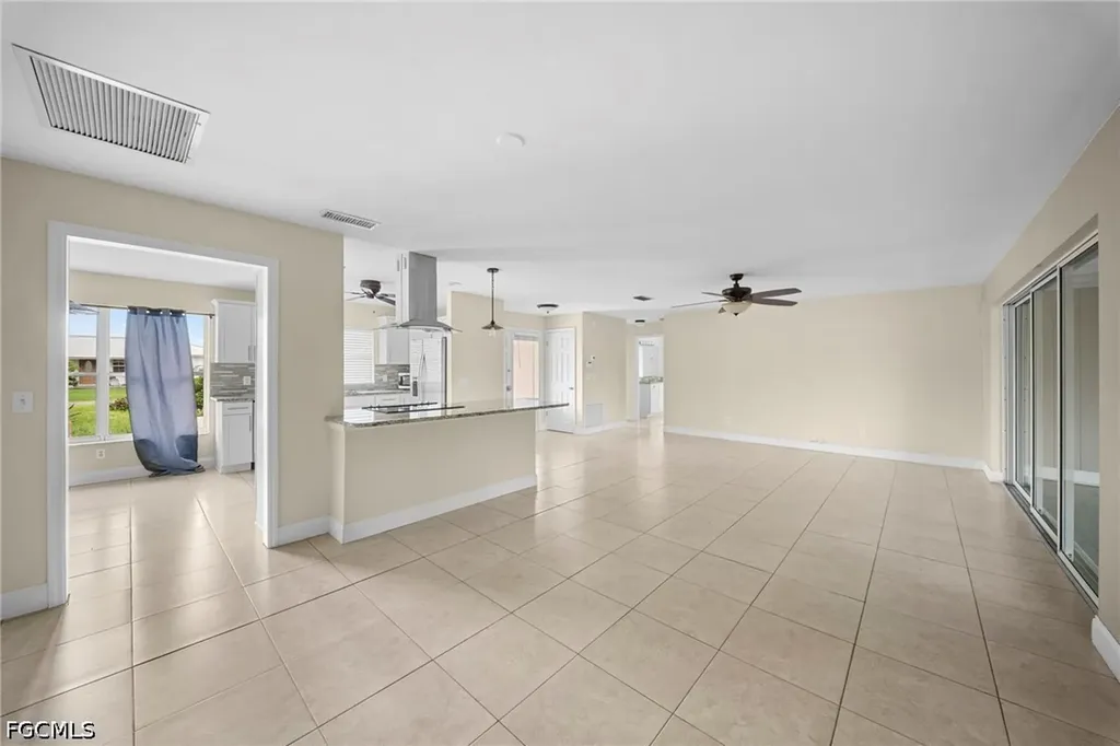 13802 2nd Street Fort Myers FL 33905