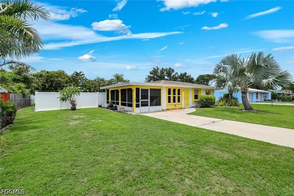 11330 Linda Loma Drive Fort Myers FL 33908