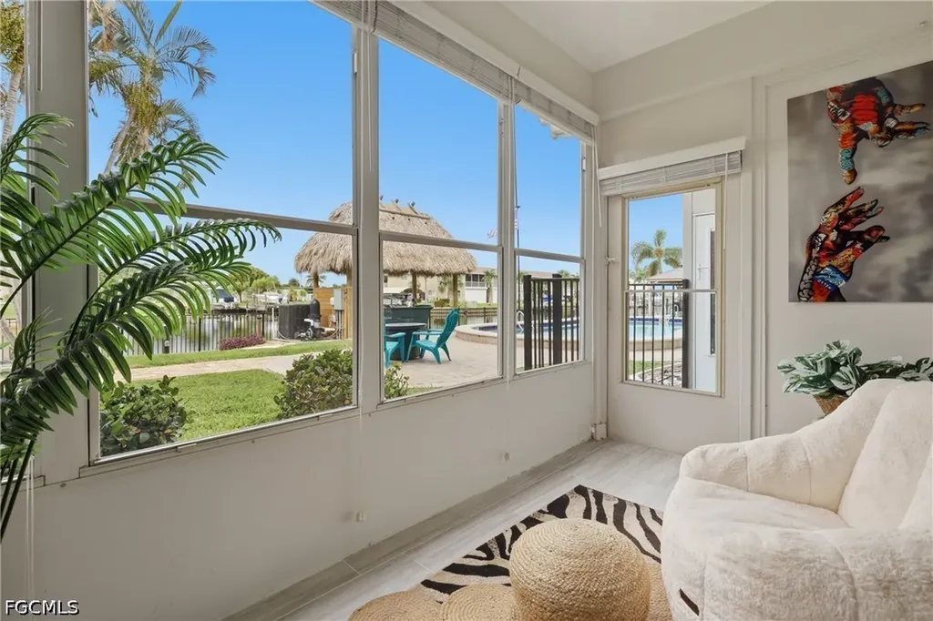 632 Victoria Drive Cape Coral FL 33904