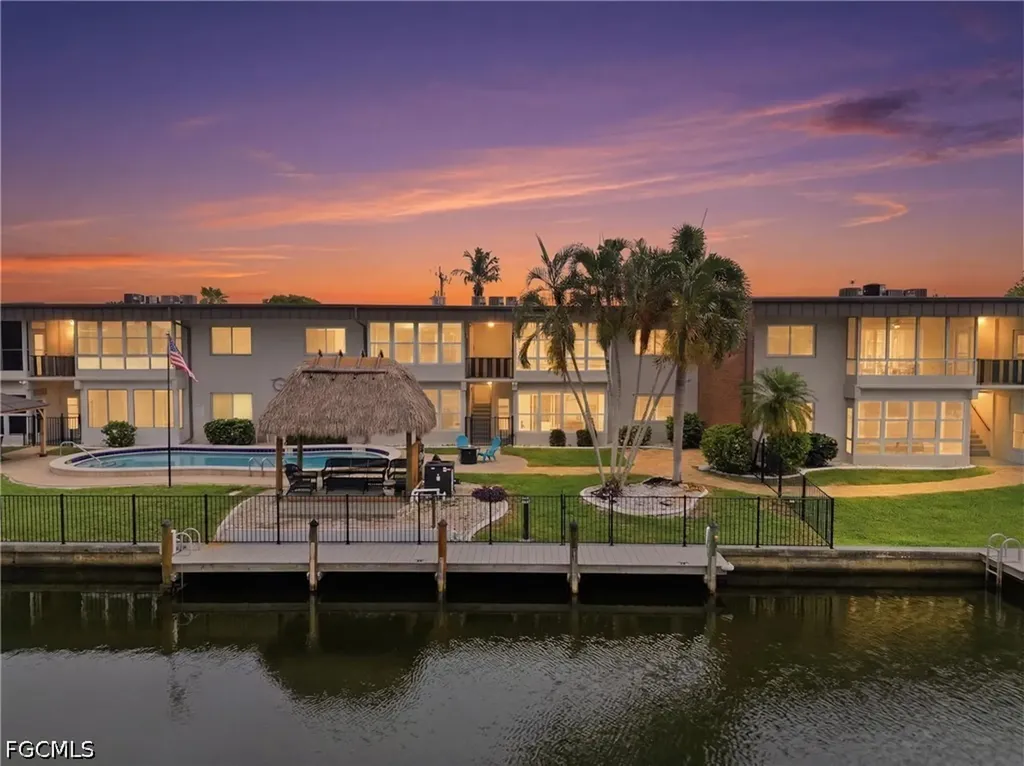 632 Victoria Drive Cape Coral FL 33904