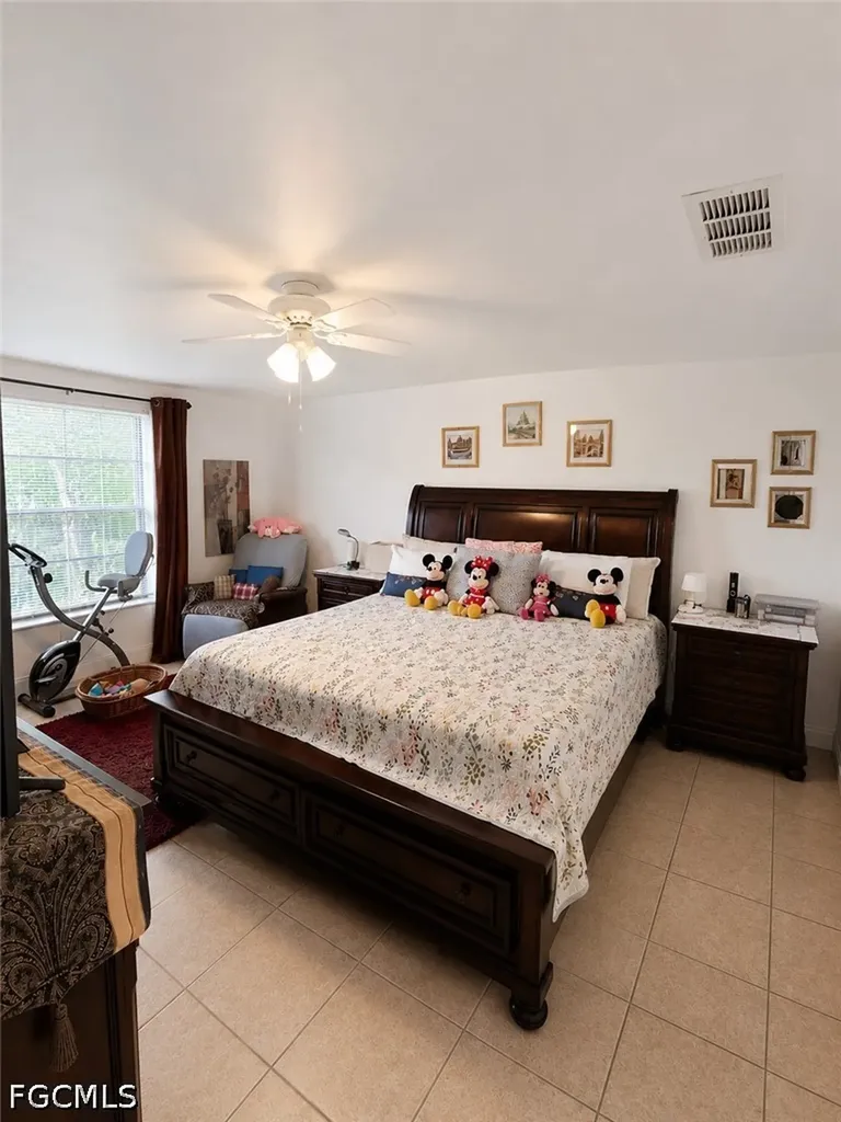 1409 NW 7th Place Cape Coral FL 33993
