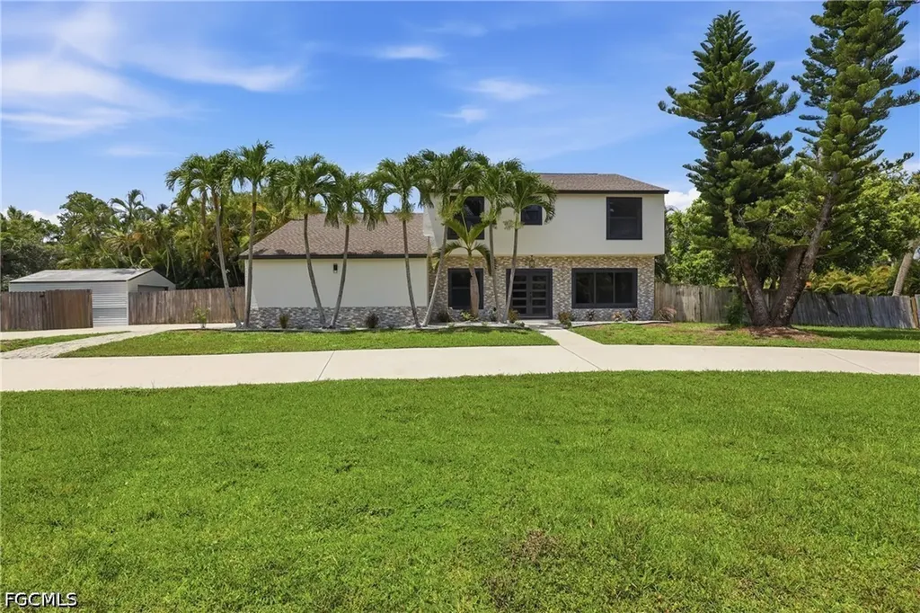 3691 Hyde Park Court Fort Myers FL 33908